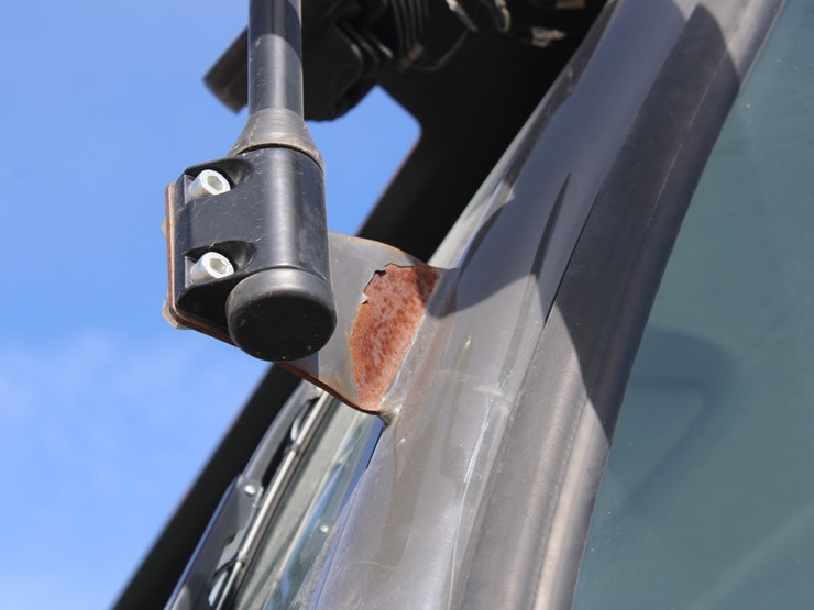 2021-new-holland-w80c-image-31