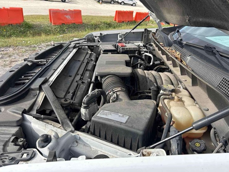 2021-chevrolet-silverado-1500-image-8