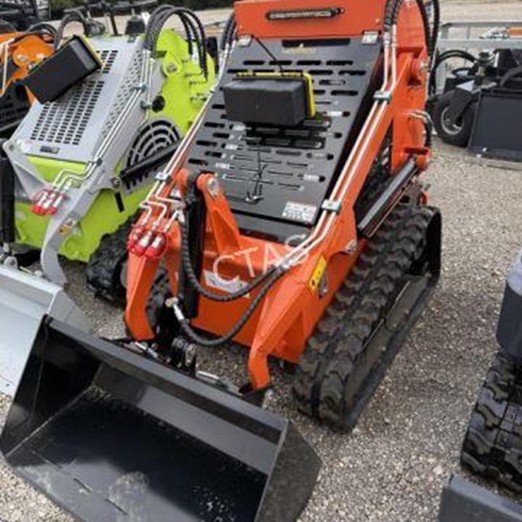 #70 • Land Hero Mini Skid Steer - Model: LDH-T460