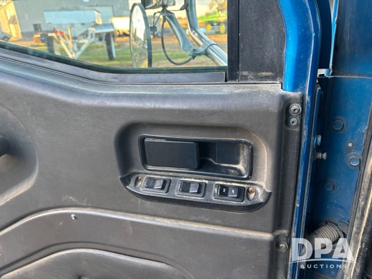 2000-international-2000-image-77