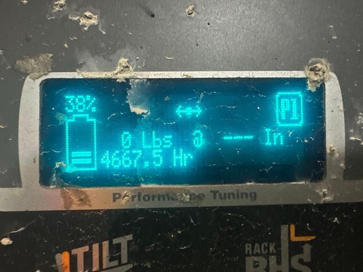 2019-crown-rr5725-35-image-5