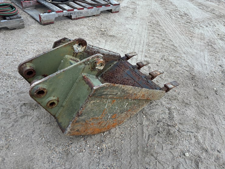 #2776-•-digging-bucket-image-6