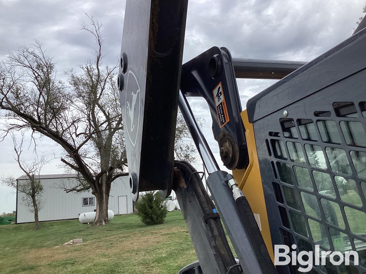 2021-deere-325g-image-13