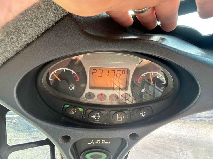 bobcat-t650-image-25