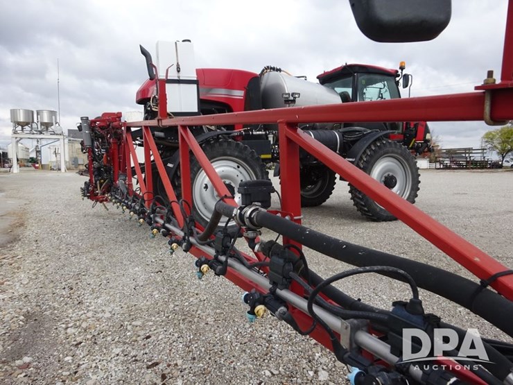 2019-case-ih-patriot-3340-image-48