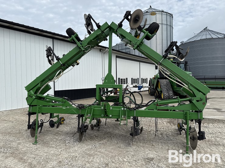 shop-made-sidedress-anhydrous-bar-image-2