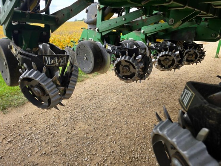 john-deere-1790-image-18