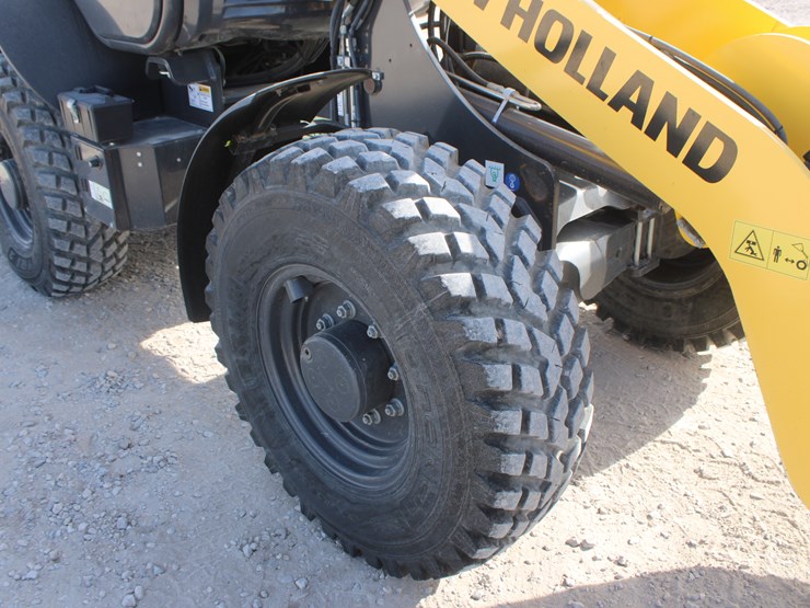 2021-new-holland-w80c-image-62