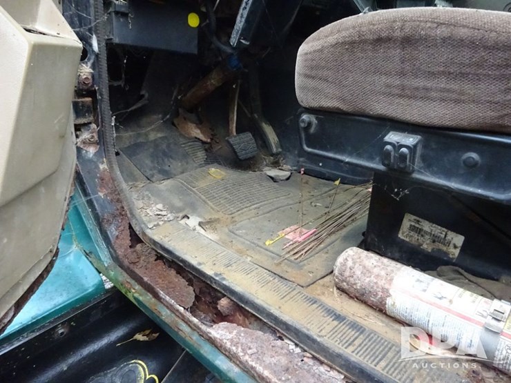 international-floater-chassis-(pz14116)-image-15