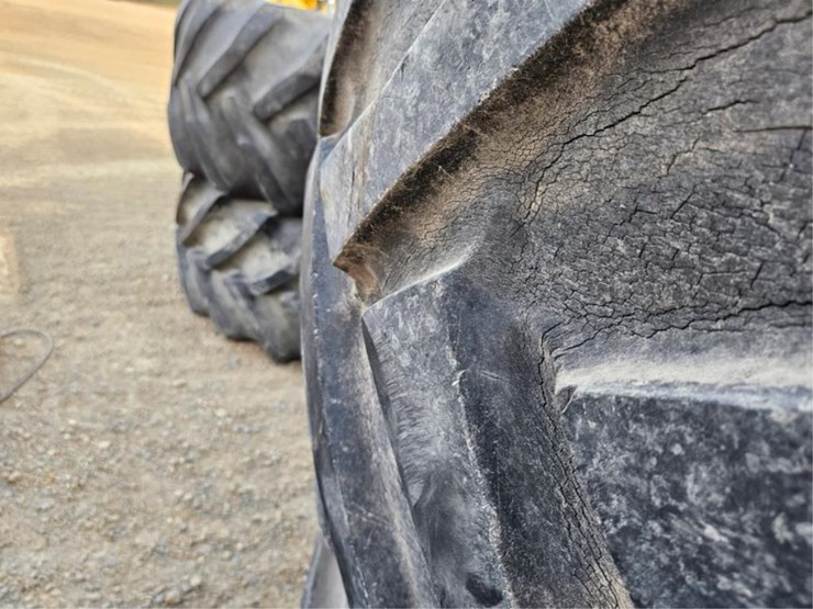 #3142-•-(2)-850-55-42-floater-tires-&-rims-image-7