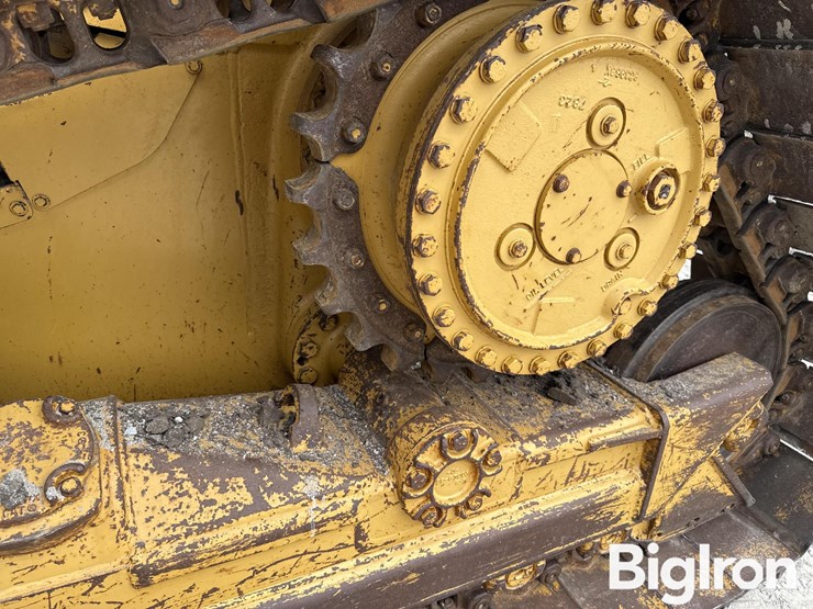 caterpillar-d5m-image-15