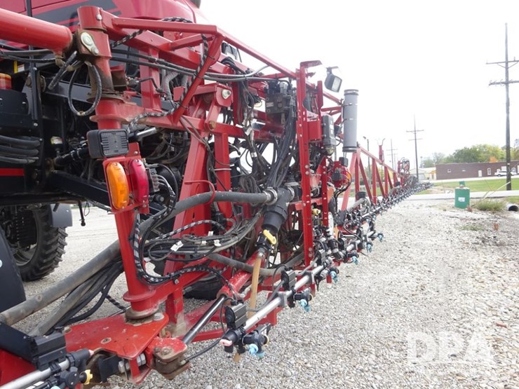 2019-case-ih-patriot-3340-image-38