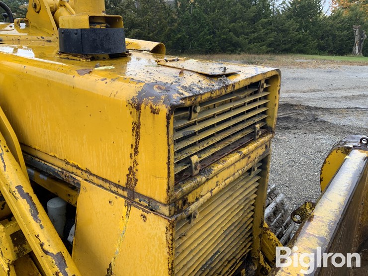 1975-massey-ferguson-mf400-image-10