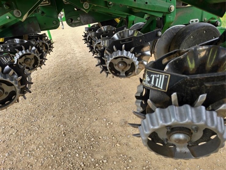 john-deere-1790-image-19