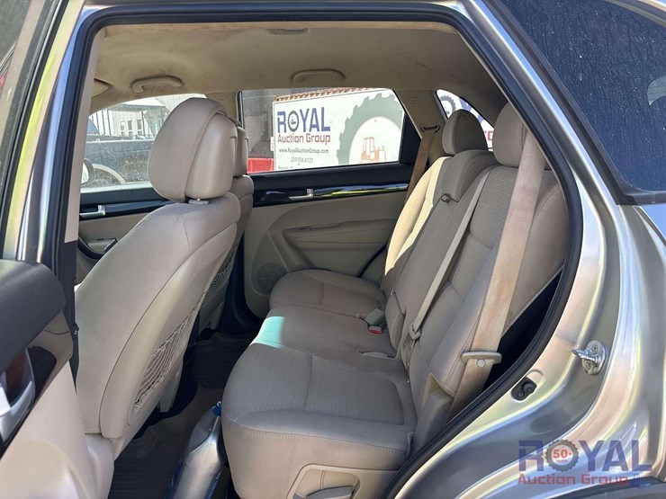 2015-kia-sorento-image-21