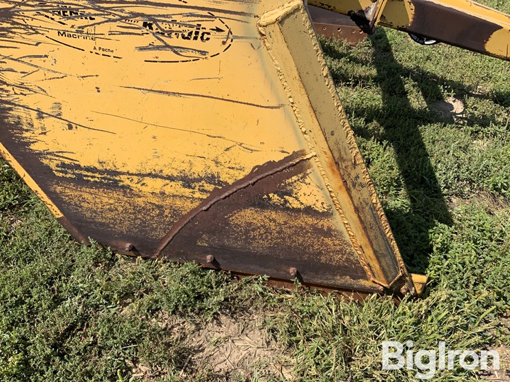 henke-buffalo-12’-feedlot-scraper-image-17