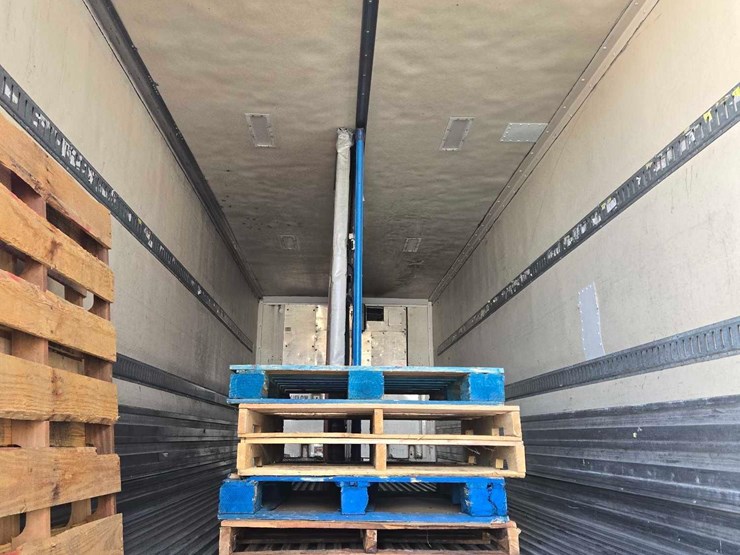 2012-great-dane-trailer-image-5