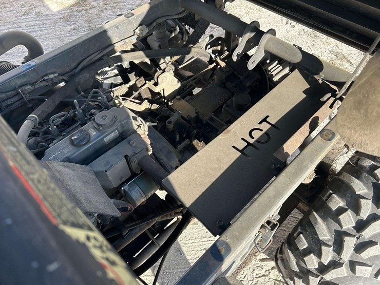 2012-kubota-rtv900-image-7