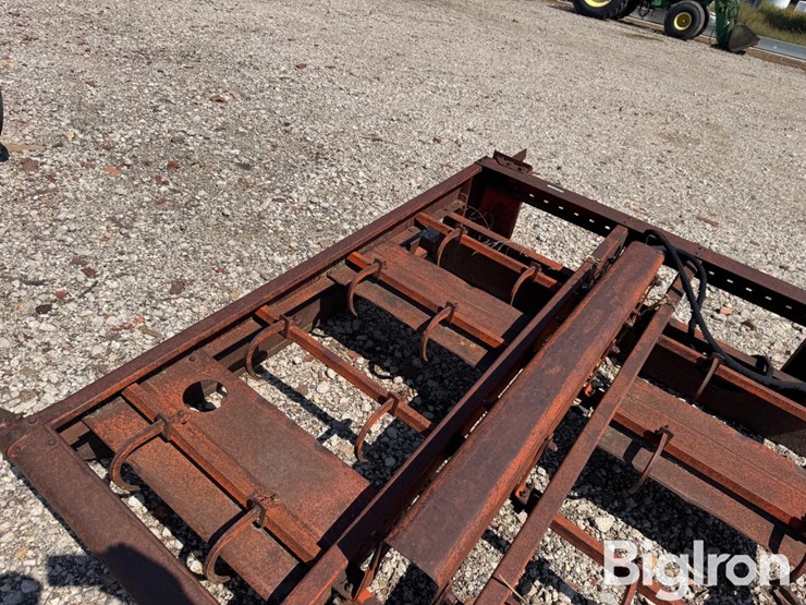 farmhand-bale-attachment-image-14