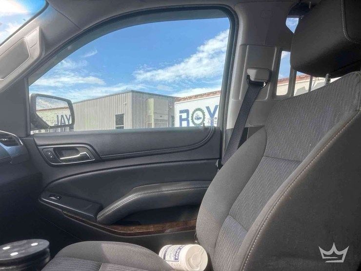 2016-chevrolet-tahoe-image-9