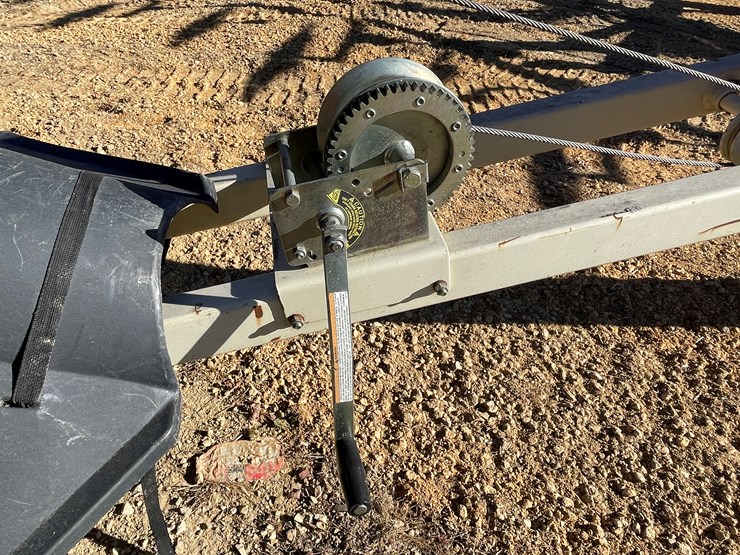 buhler-farm-king-831-image-16