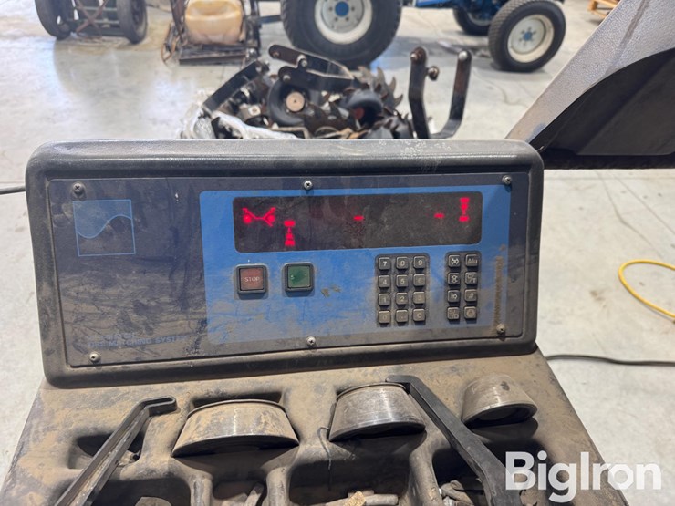 1997-geodyna-40-tire-balancer-image-17