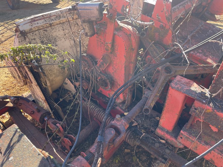 #5920-•-heston-chopper-with-hay-head-image-13