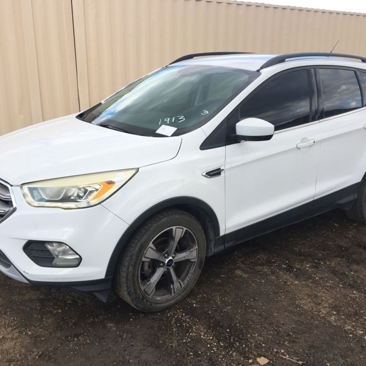 2017 FORD ESCAPE SE