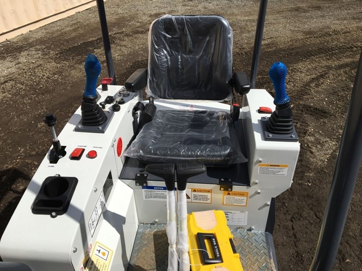 unused-2025-bttl-et15h-6-mini-excavator,-image-6