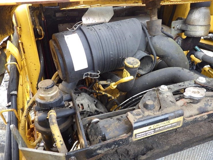 john-deere-317-image-10