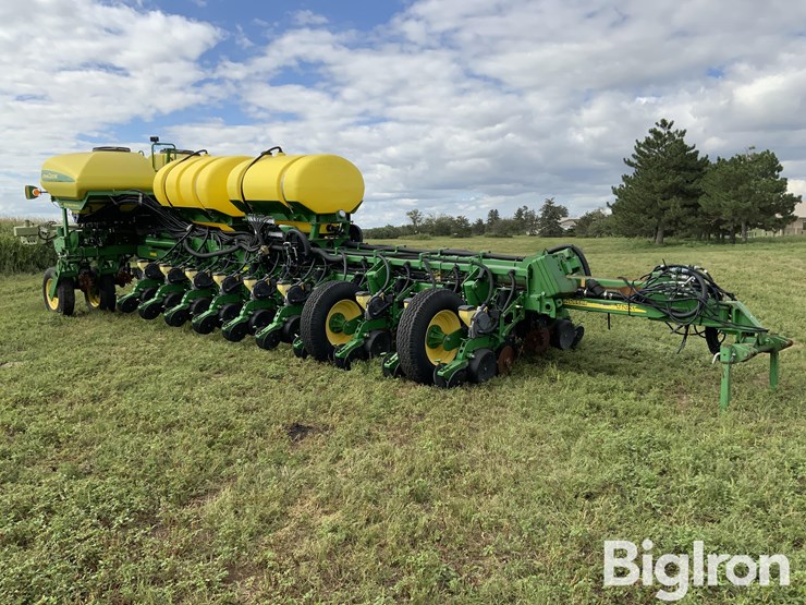 john-deere-1770nt-image-3