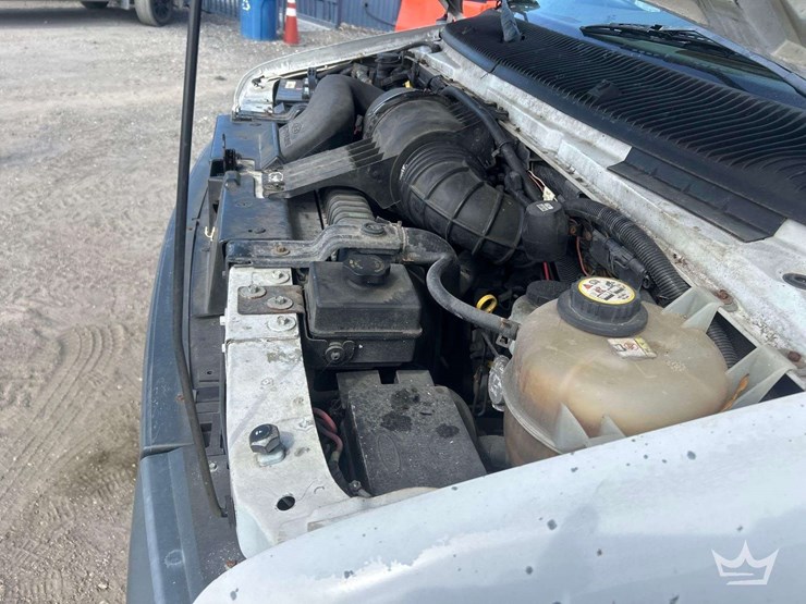 2003-ford-e250-image-8