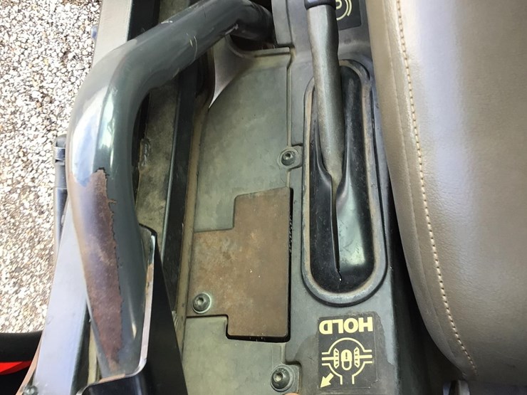 2010-kubota-rtv900g-image-17