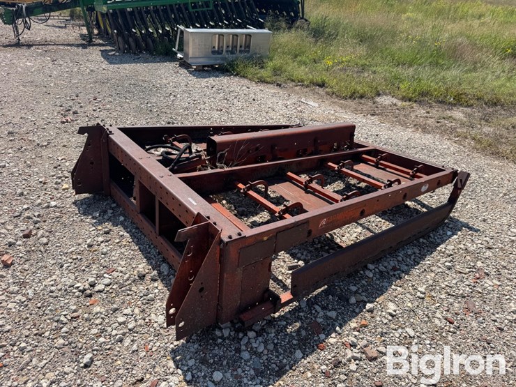 farmhand-bale-attachment-image-8