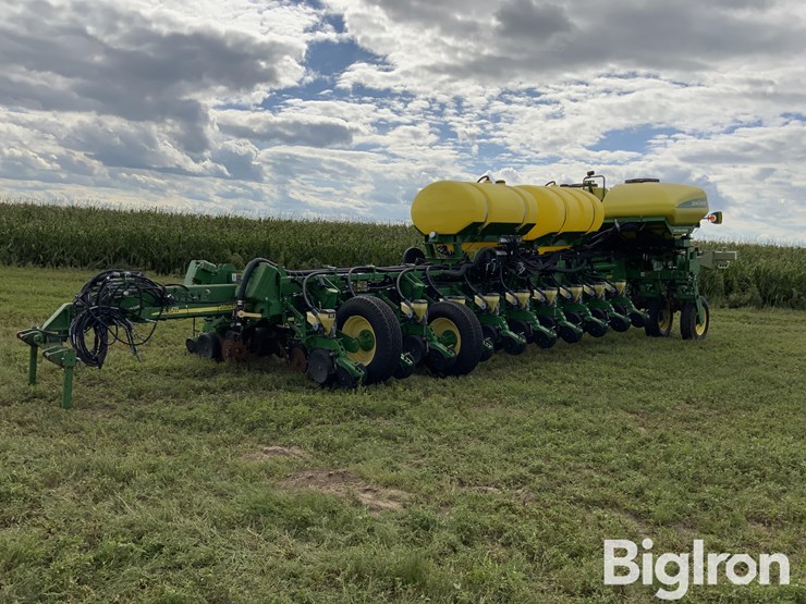 john-deere-1770nt-image-1