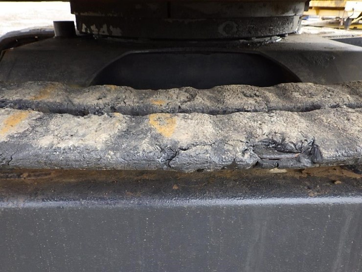 komatsu-pc28-image-31