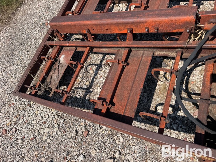 farmhand-bale-attachment-image-13