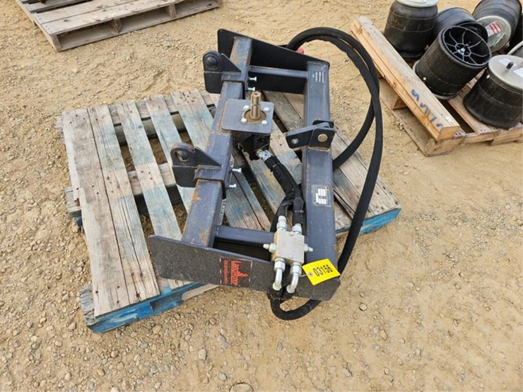 #3156-•-new-land-honor-pha-16-2c-3pt-hitch-adaptor-image-2