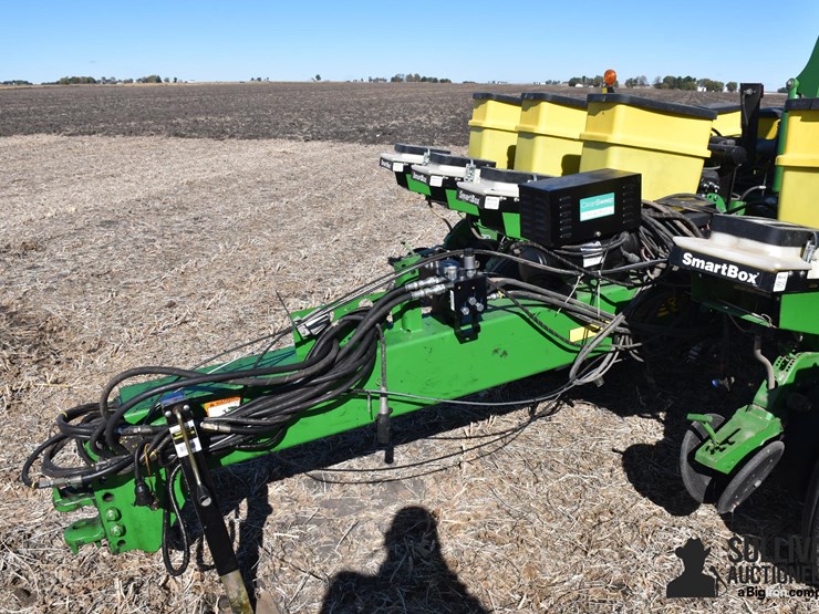 john-deere-1760-image-10