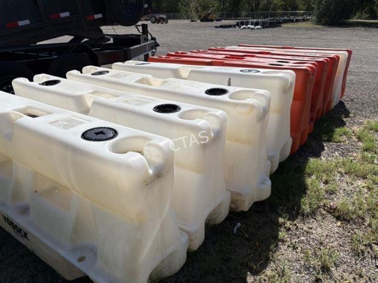 #148-•-(10)-yodock-water-wall-barriers-image-5