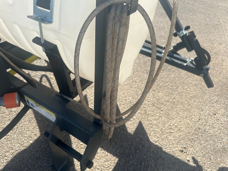 caterpillar-12-image-24