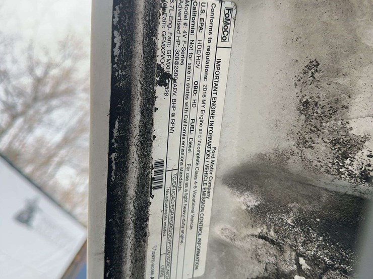 2016-ford-f550-xl-image-30