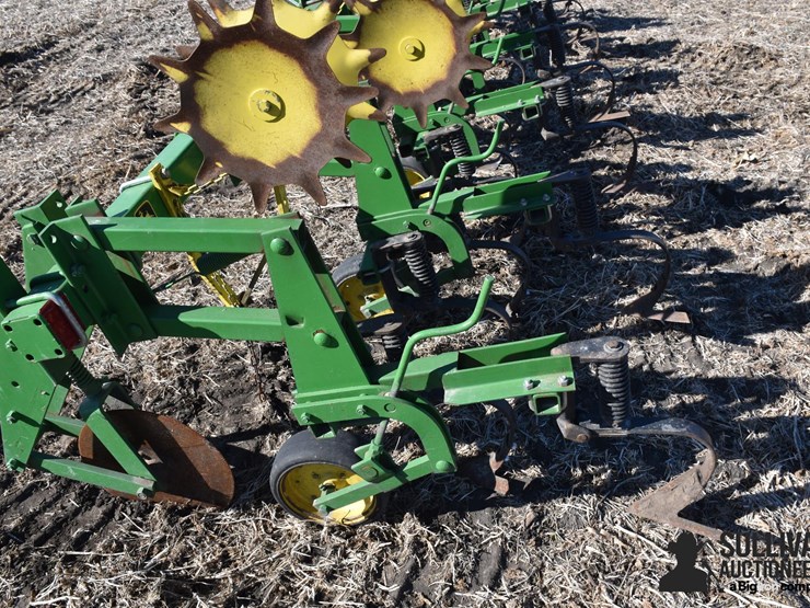 john-deere-825-image-11