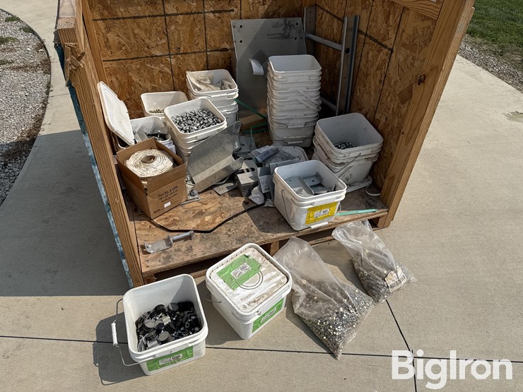 grain-bin-miscellaneous-bolts-&-parts-image-2