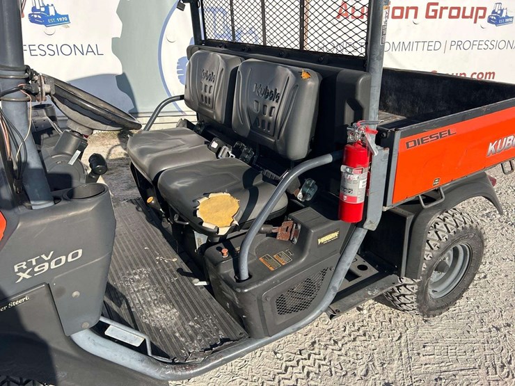 2013-kubota-rtv-x900-image-13