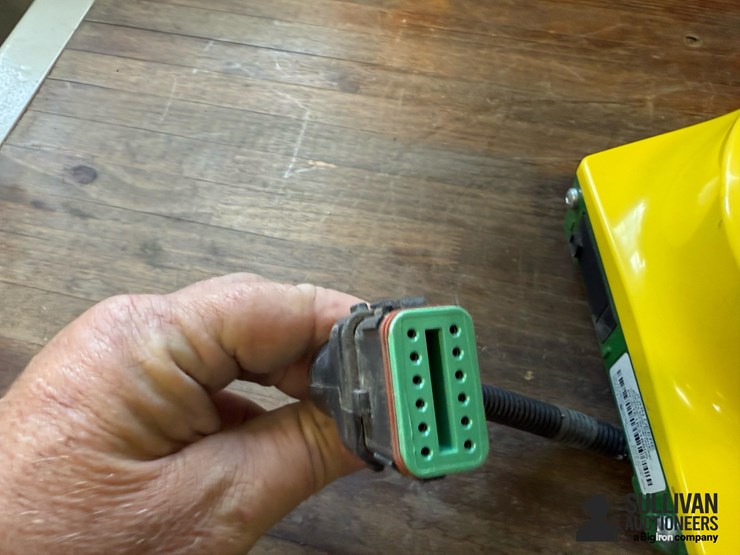 john-deere-6000-image-12