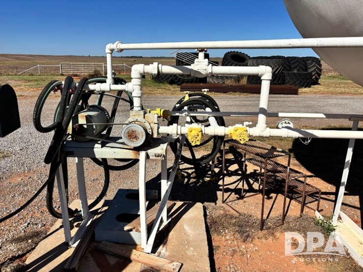 1976-trinity-tank-image-30