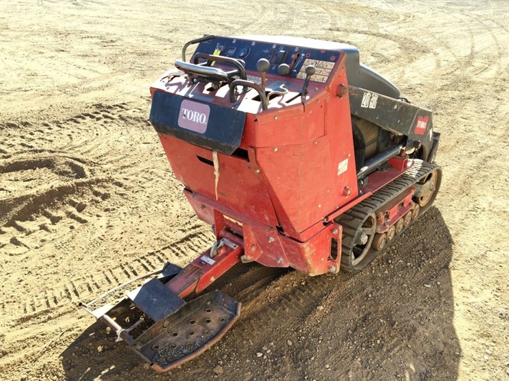 2013-toro-22323-stand-on-compact-track-loader,-image-3