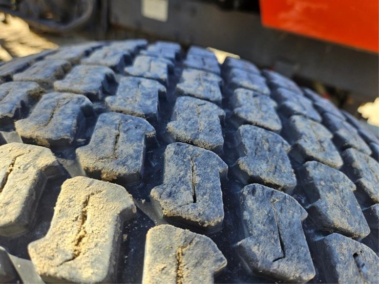 kubota-m5400-image-42