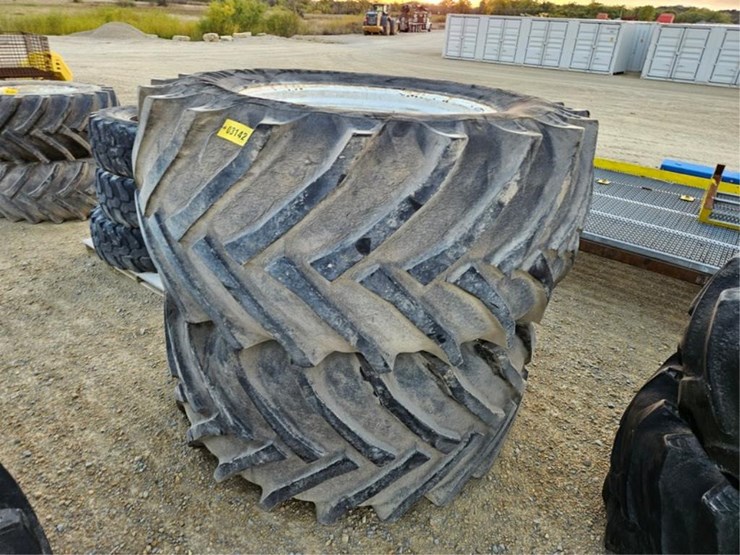 #3142-•-(2)-850-55-42-floater-tires-&-rims-image-3